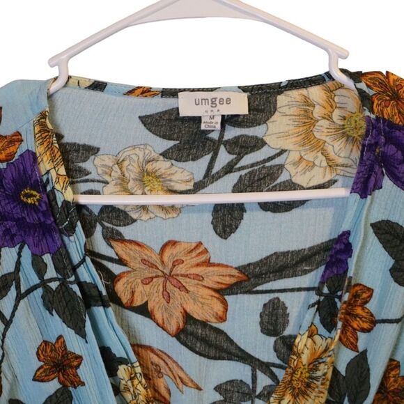 Umgee Floral Short Sleeve Top, SIze M - Picture 7 of 7